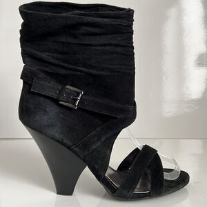 Chinese Laundry Black Faux Suede Slouchy Heeled Shoe Booties Size 9